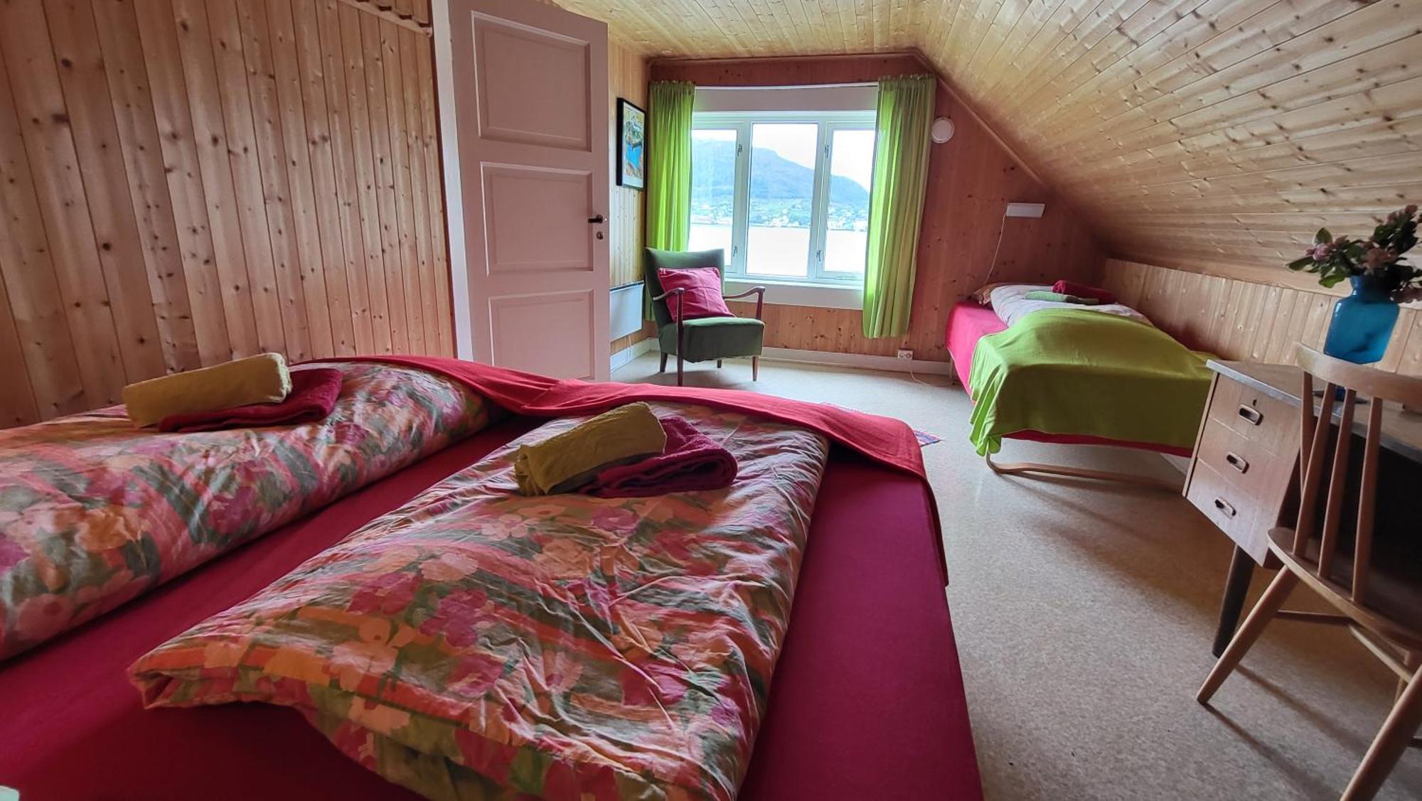 Ulvesund Fyr Bed & Breakfast Raudeberg Ngoại thất bức ảnh